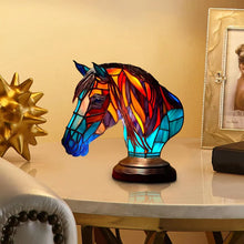 Afbeelding in Gallery-weergave laden, LichtPaard - handgemaakte lamp die harten laat stralen
