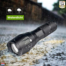 Afbeelding in Gallery-weergave laden, Lumen Pro - tactische zaklamp voor pure helderheid en veiligheid
